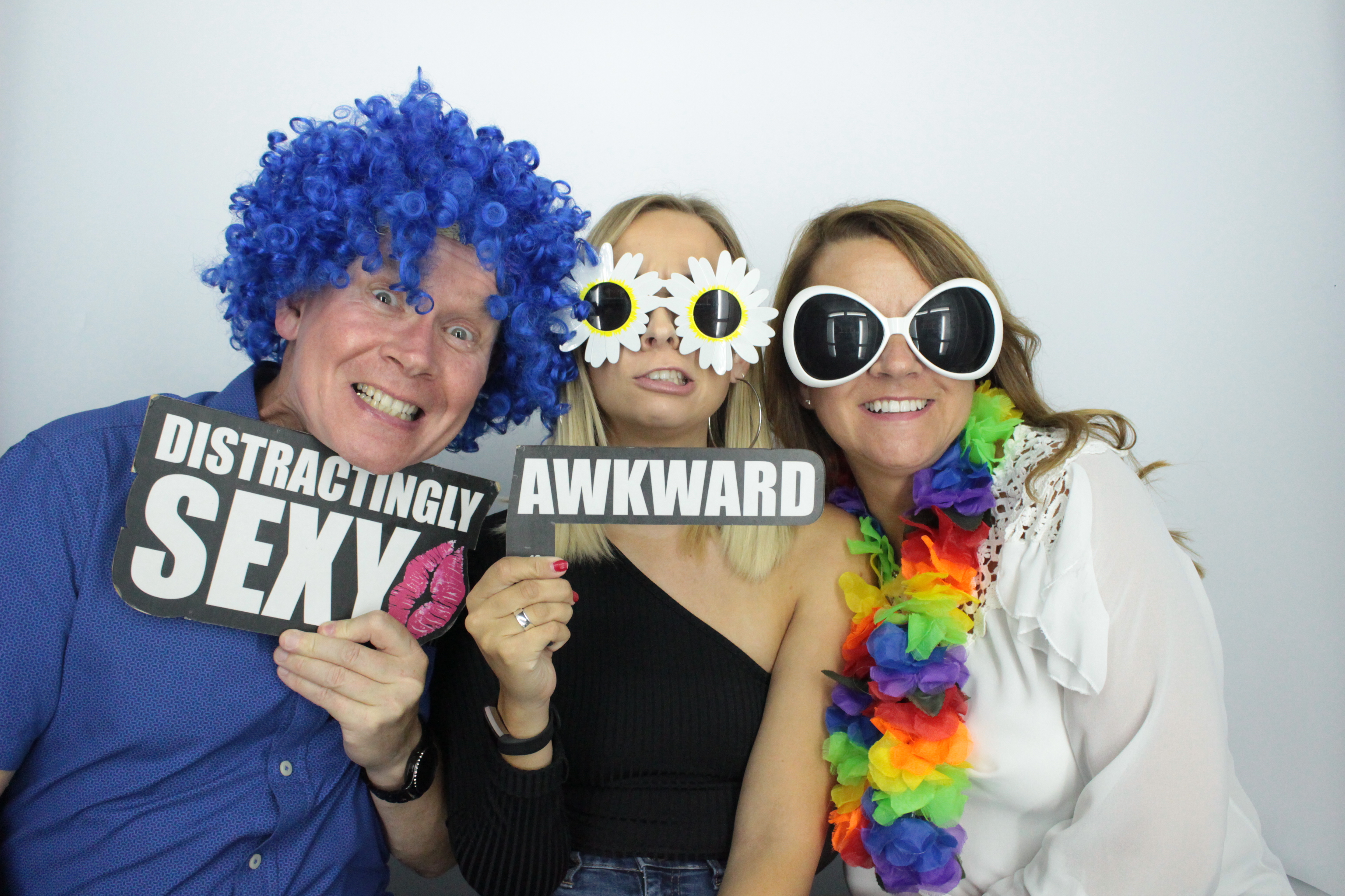 Martin & Colleen’s Joint 50th | View more photos from the event at gallery.myphotoboothexperience.co.uk/u/MyPhotoBoothExperienceLtd/Martin-Colleen’s-Joint-50th